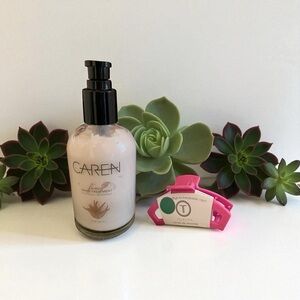 Carven Skincare Hand Treatment with Pink Clip
